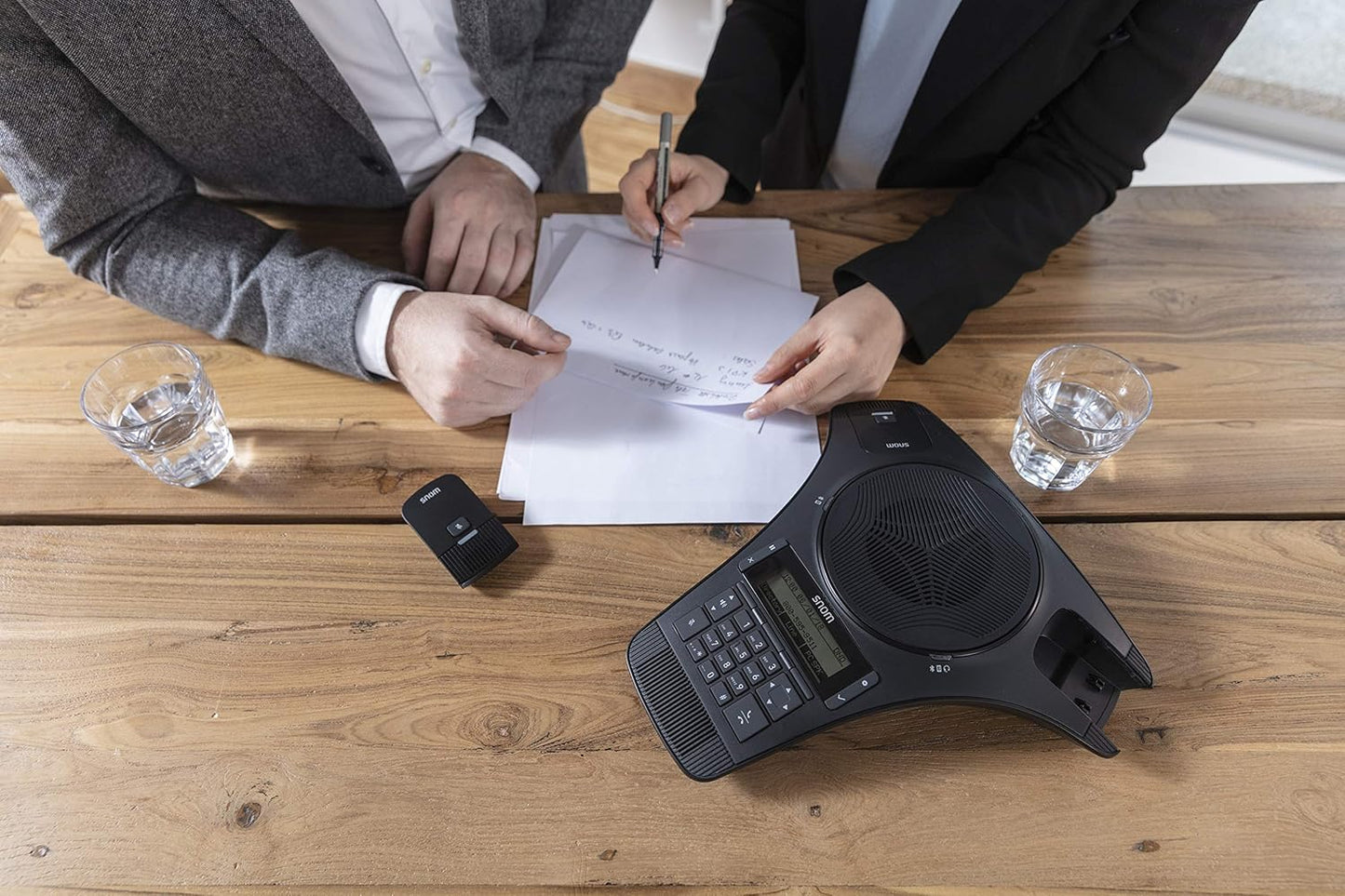 SNOM C520-WiMi Konferenz Telefon mit 2 abnehmbaren Mikrofonen