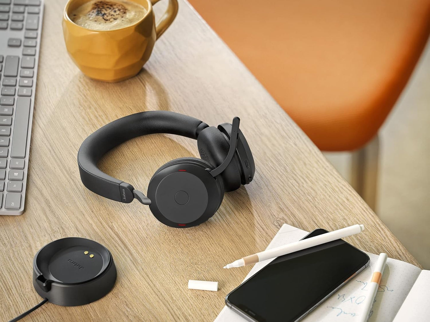 Jabra Evolve2 75 MS Stereo USB-A Headset mit Ladestation Link380a Schwarz 27599-989-990